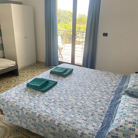 Trentatre Quarantatre Bed & Breakfast Mola di Bari Bagian luar foto