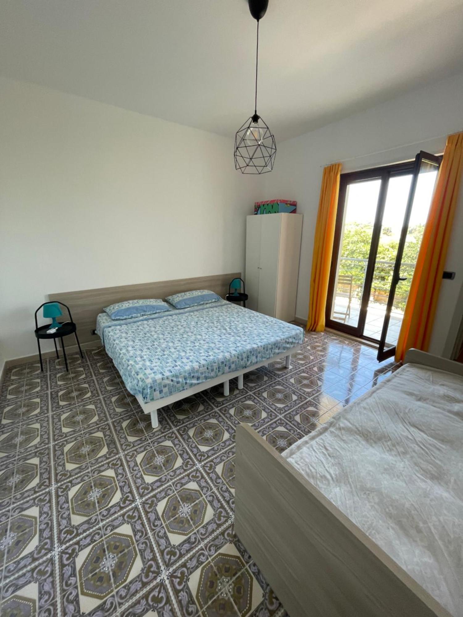 Trentatre Quarantatre Bed & Breakfast Mola di Bari Bagian luar foto