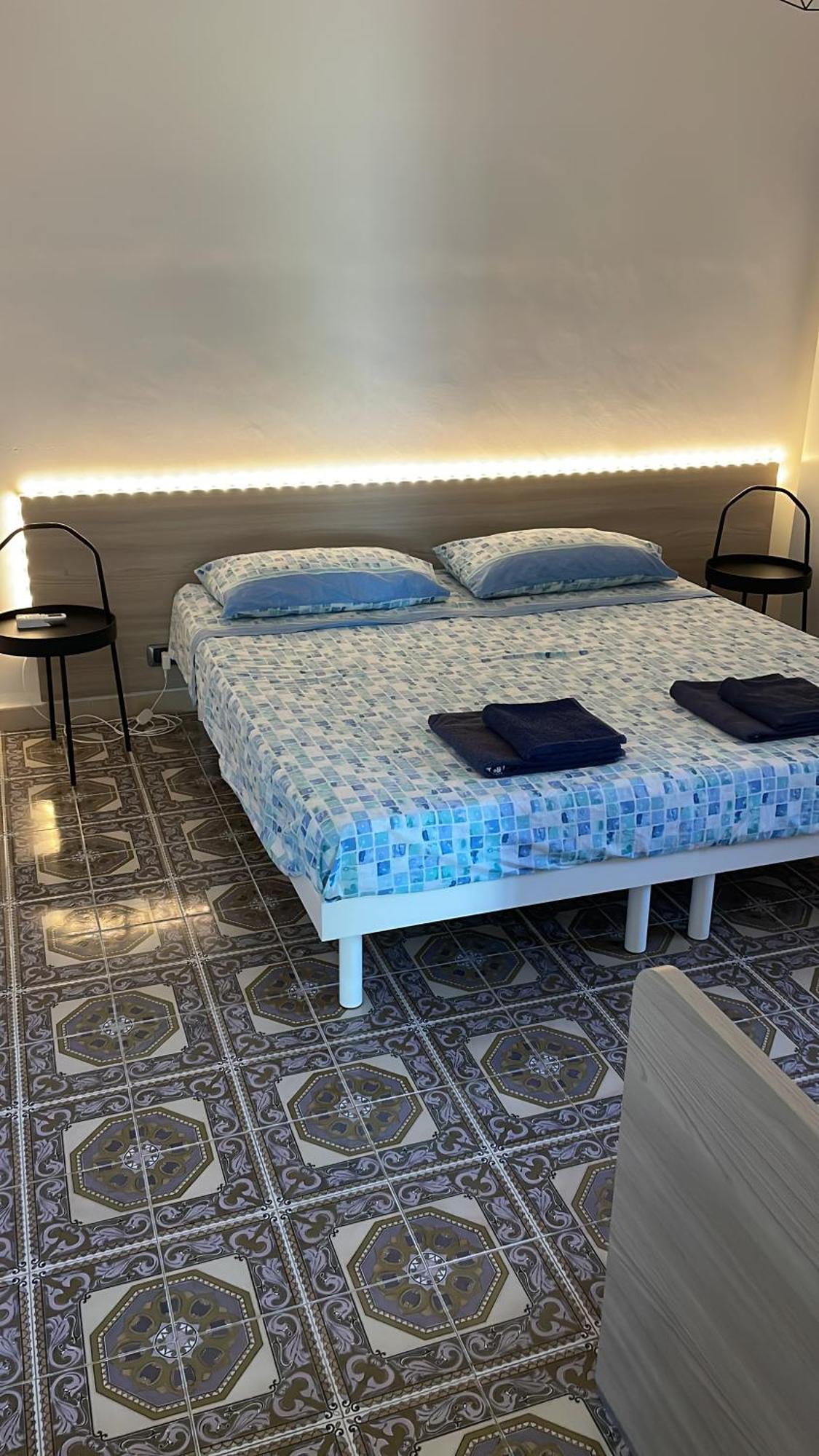 Trentatre Quarantatre Bed & Breakfast Mola di Bari Bagian luar foto