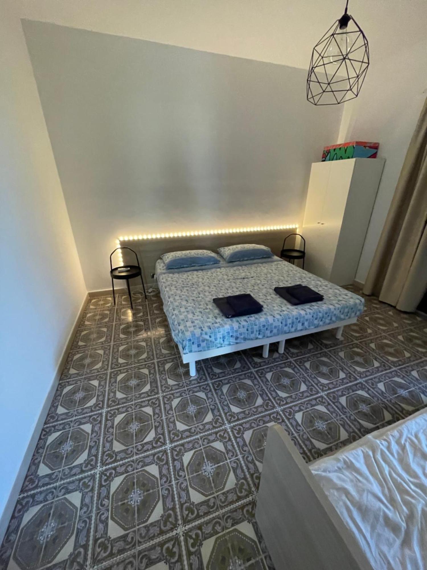 Trentatre Quarantatre Bed & Breakfast Mola di Bari Bagian luar foto