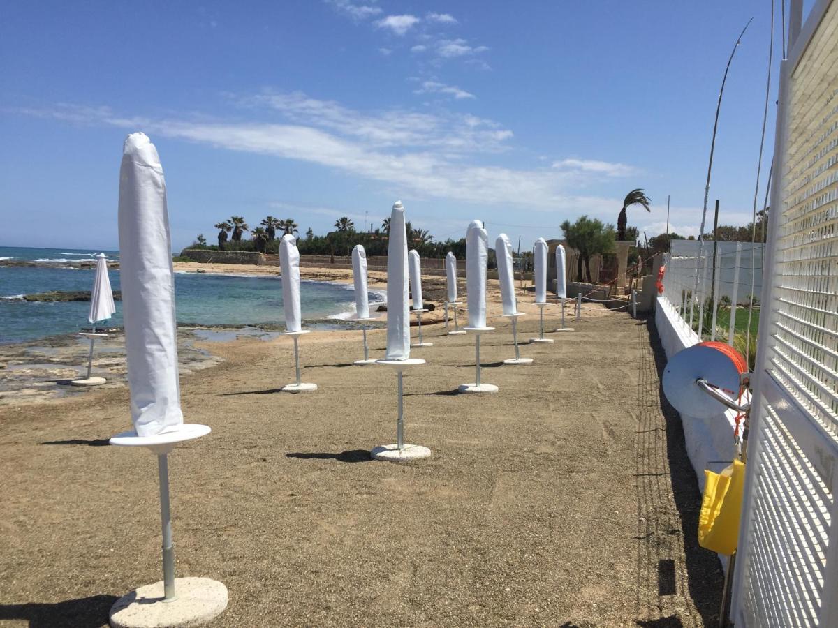Trentatre Quarantatre Bed & Breakfast Mola di Bari Bagian luar foto